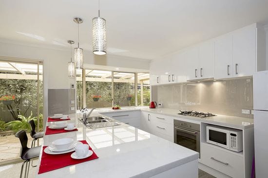 Splashback and Benchtops, Endless Colours Choices - ISPS Innovations